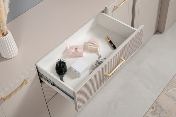 Гостиная Ричфорд композиция 2 без карнизов, кашемир 5981 BS, моно керамика D166-2 ПВХ, белый PE шагрень (собирается на любую сторону)